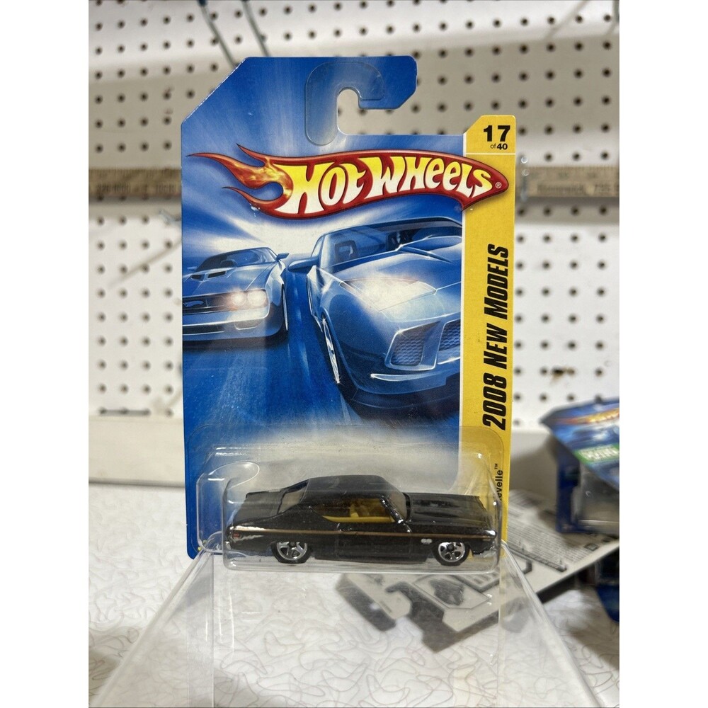 2008 1:64 Hot Wheels New Models 17/40 '69 Chevelle Black 017/196 Chrome 5 Spoke